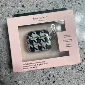 NWT Houndstooth Kate Spade AirPods 3rd Generation Case